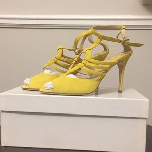 Abel Muñoz 'Madeleine' Yellow Suede heels